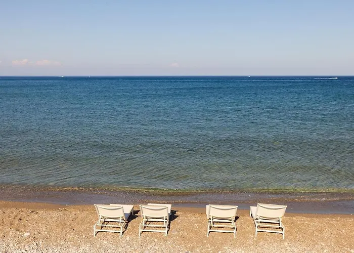 아파트 Charisma Front