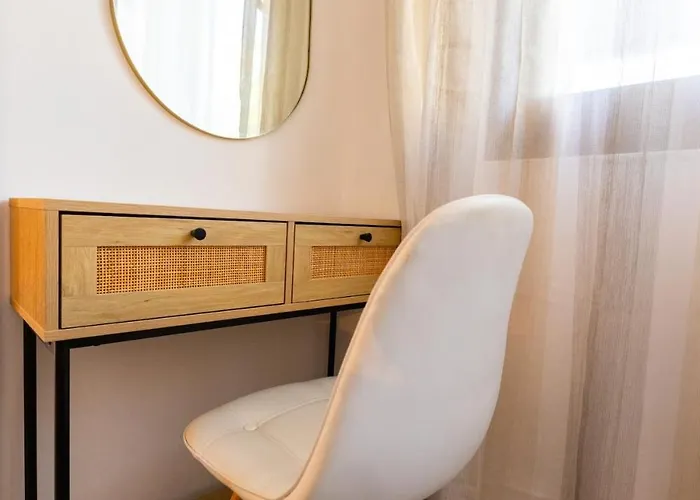 Charisma Front Kolymbia