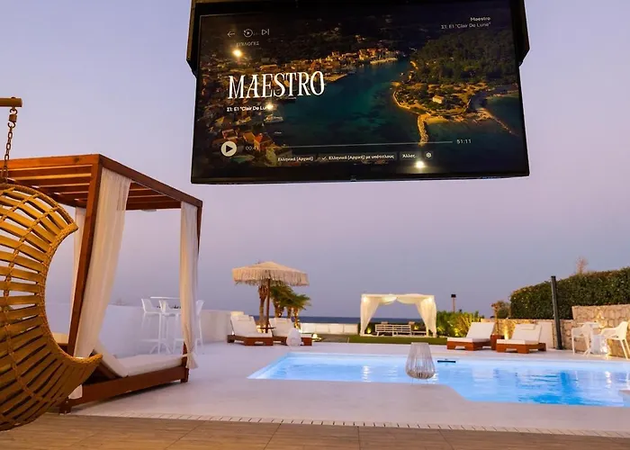 Charisma Front Apartment