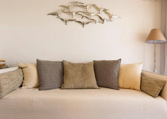 Charisma Front Apartment *